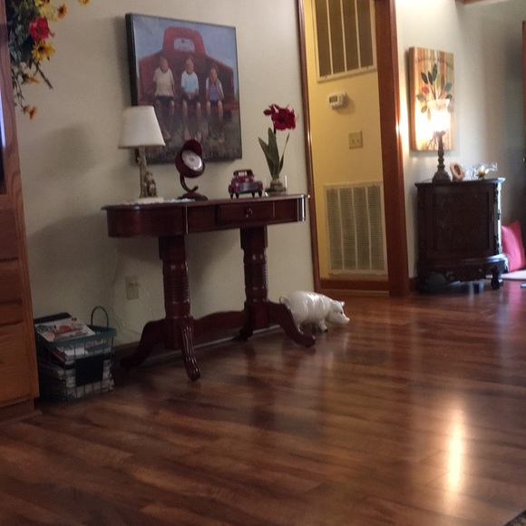 Meet your Posher, Mitzi - Picture 1 of 1